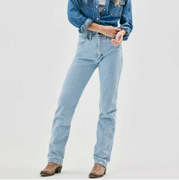 Wrangler Cowboy Cut Slim Fit Light Wash Denim Jeans Size 5 x 34 - Picture 4 of 10